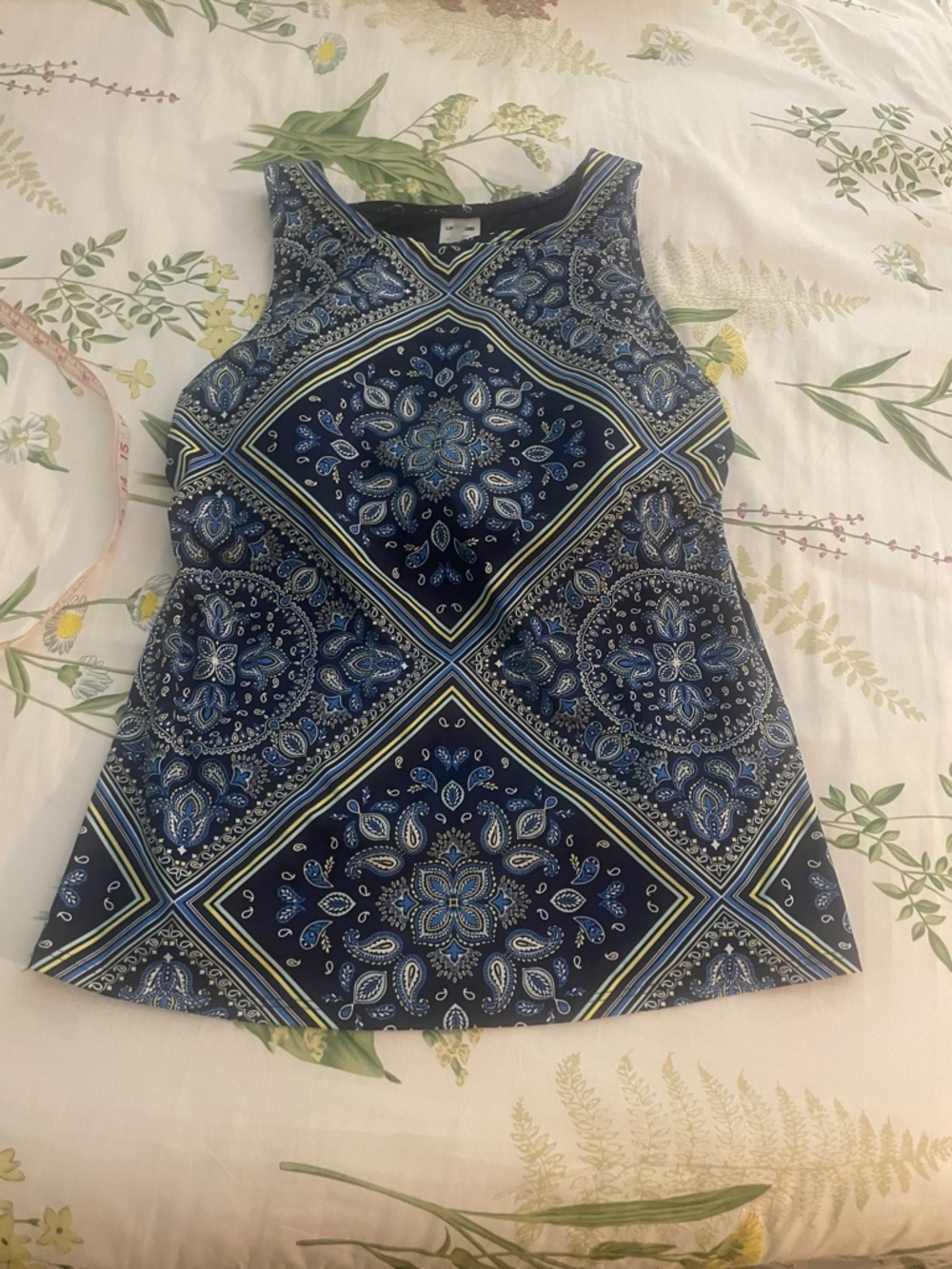 Lands End Blue Paisley Sleeveless Women's Swim Top